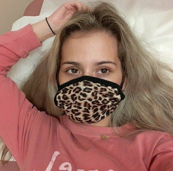 Meet your Posher, Carlee rae - Picture 1 of 1